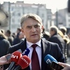 Komšić pisao Šveđanima: Prije dodjeljivanja nagrade Handkeu posjetite Srebrenicu