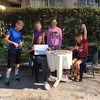 Djeca iz Zavidovića izrađuju narukvice kako bi prikupila novac za pse lutalice