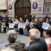 Protest ispred Ambasade Švedske u Sarajevu: Nagrada Handkeu kao nagrada Miloševiću