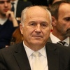 Zastupnici pozivaju Inzka da primijeni Gregorianov model i obustavi isplatu plaća parlamentarcima