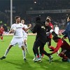 Skandal u Bundesligi: Kapiten Eintrachta udario trenera Freiburga pa nastala opća tučnjava