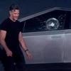Elon Musk objasnio zašto je puklo "neprobojno staklo" na Cybertrucku