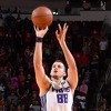 Bjelica fenomenalnom trojkom uz zvuk sirene srušio Rocketse u Houstonu