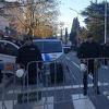 Policija blokirala centar Podgorice, vjernici ispred hrama uoči rasprave o zakonu