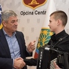 Za nabavku instrumenata Osnovnoj muzičkoj školi "Mladen Pozajić" dodijeljeno 7.300 KM