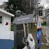 Kako je Meša Selimović "okićen", a Mak Dizdar završio među vrećama peleta u centru Sarajeva
