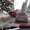Teška saobraćajna nesreća u mjestu Bakići kod Olova, promet vozila obustavljen