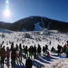 Sunčan dan izmamio brojne posjetioce na planine oko Sarajeva, velike gužve na cestama