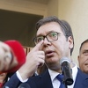 Vučić zbog pritiska članova stranke ipak ide u Crnu Goru na Badnji dan