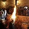 Zapaljen badnjak u Sarajevu: Vjernici započeli proslavu uoči najradosnijeg praznika