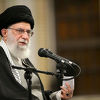 Ajatolah Khamenei predvodi vjerski obred Iranaca prvi put nakon osam godina