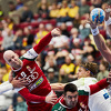 Rukometaši Slovenije doživjeli prvi poraz na Euru i doveli u pitanje plasman u polufinale