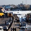 Iranski avion sa 150 putnika skliznuo s piste i sletio na ulicu