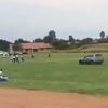 Navijač nezadovoljan suđenjem ušao na teren BMW-om i pokušao pregaziti sudiju