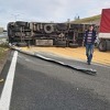 Prevrnuo se kamion na autoputu "9. januar" kod Prnjavora