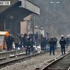 Blizu 500 migranata iz Tuzle u pratnji specijalne policije krenulo prema Blažuju