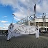 Navijači pred stadionom Borussije Monchengladbach prerušeni u duhove