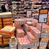 Ljudi kupuju i po deset vreća brašna, ali supermarketi su i dalje odlično opskrbljeni
