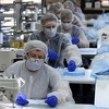 Modna industrija i koronavirus: Brendovi fokusirani na izradu maski i zaštitnih odijela
