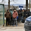 Guardian: BiH će na silu smjestiti migrante u šatore da bi spriječila širenje koronavirusa
