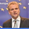 Danas stiže 2.000 vizira za medicinare u Sarajevu i 7.500 testova za FBiH i RS