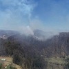 Ponovo gori šuma iznad Tuzle: Vatrogasci se bore s vatrom, u pomoć im pristigle brojne kolege