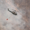 Helikopter oružanih snaga BiH gasio požar na području Prozor-Rame