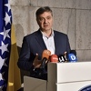 Denis Zvizdić čestitao Uskrs svim katolicima