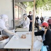 Najveća narodna kuhinja u BiH za postače priprema i iftare: Sevap u danima ramazana