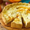 Počastite se proljetnom pitom od tikvica, maslina i feta sira