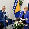 Hrvatska donira BiH maske, šatore, deke, alkohol, vizire...