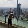 Zlatan Ibrahimović s balkona stana u Milanu poslao poruku u svom stilu