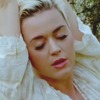 Katy Perry peti album najavila pjesmom "Daisies"