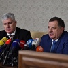 Blokirani novac MMF-a zategnuo odnose Dodika i Čovića: Kako riješiti problem?