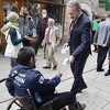 Bakir Izetbegović dijelio bajramluk ispred Begove džamije