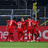 Bayern savladao Borussiju u Dortmundu i stigao na korak do odbrane titule prvaka