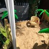 Britanka napravila "plažu" u vrtu za svoju porodicu, najviše uživaju djeca