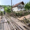 Poplave nanijele veliku štetu u Lukavcu i Gračanici: Voda prodrla u kuće, oštećeni putevi