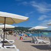 Posjetili smo crnogorsku obalu: Cijene smještaja su niže, plaže spremne, ali posjetitelja nema