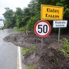 Veliko klizište kod Kladnja, u potpunosti prekinuta glavna putna komunikacija prema Tuzli