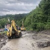Djelimično sanirano klizište u Kladnju, saobraćaj prema Tuzli se odvija jednom trakom