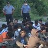 Blizu 600 migranata pronađeno u bivšoj željezari u Bihaću, počeli krasti voće i povrće iz bašti