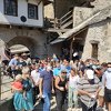Protest turističkih radnika na Starom mostu: Otvorite granice, pomozite nam!