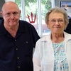 Bračni par nakon 53 godine zajedničkog života preminuo od posljedica korone držeći se za ruke