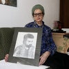 Hajra Ćatić 25 godina traga za kostima sina Nine, novinara koji je najavio genocid u Srebrenici