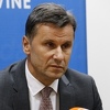 Fadil Novalić bez povišene temperature i potrebe za podršku kisikom