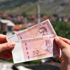 Danas isplata dijela plata za april i maj firmama koje su imale gubitke zbog korone u Sarajevu