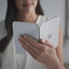 Microsoft u septembru lansira telefon s duplim ekranom po cijeni od 1.399 dolara