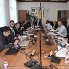 Ima li Vlada Kantona Sarajevo uopće podršku Skupštine: Raštimani orkestar koji kupuje vrijeme