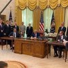 Bijela kuća: Vučić i Hoti potpisali sporazum Srbije i Kosova u prisustvu Trumpa